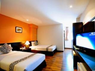 Room thumbnail 12
