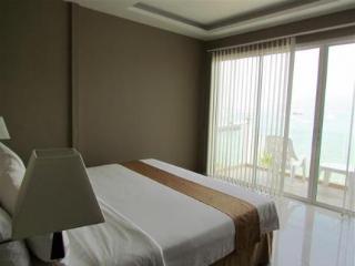 Room thumbnail 61