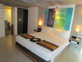 Room thumbnail 66