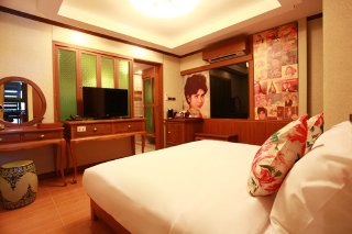 Room thumbnail 25