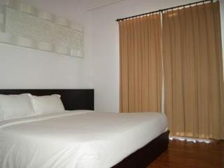 Room thumbnail 2