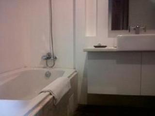 Room thumbnail 14