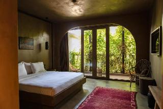 Room Room