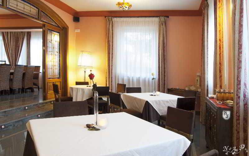 Restaurant
 di Real Hotel