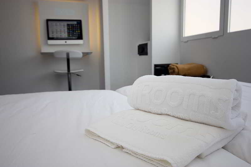 Room
 di Irooms Rooms