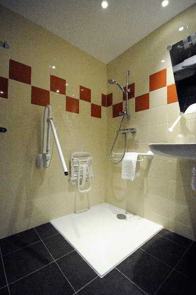 Room
 di INTER-HOTEL du Val Vert