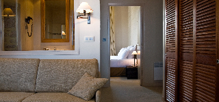 Room
 di LES COSTANS