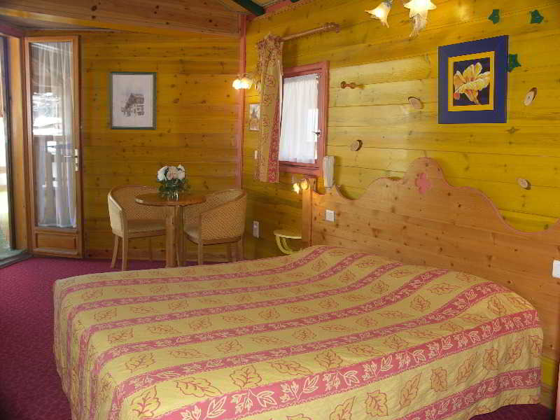 Room
 di HOTEL DU SOLEIL