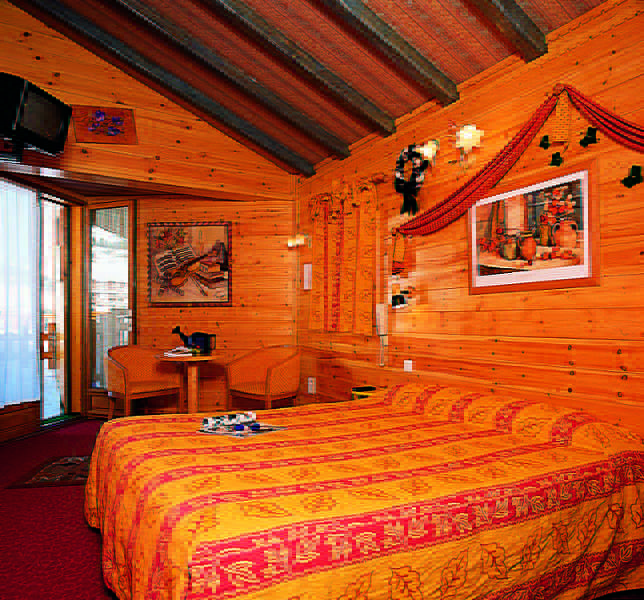 Room
 di HOTEL DU SOLEIL