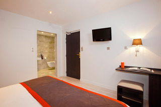 Room thumbnail 47
