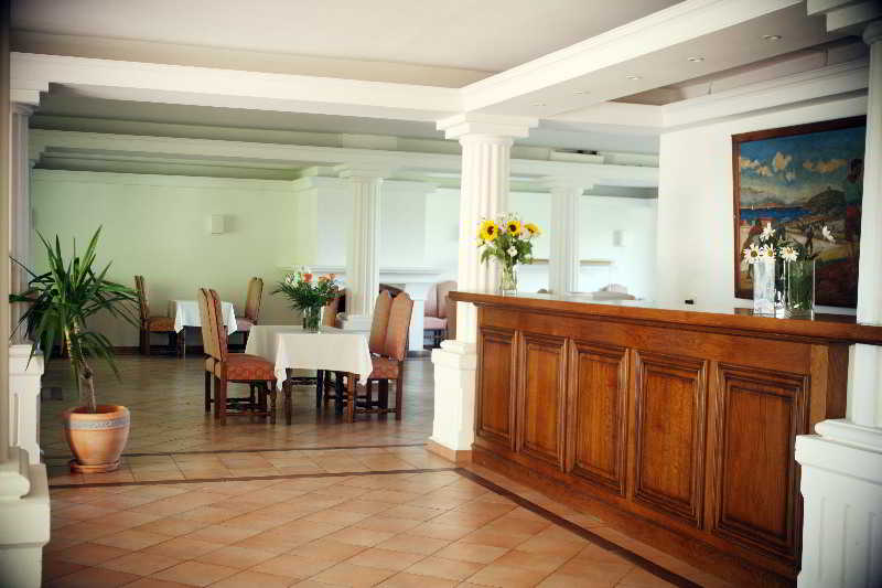 Lobby
 di RELAIS DU SILENCE LE Canoubié