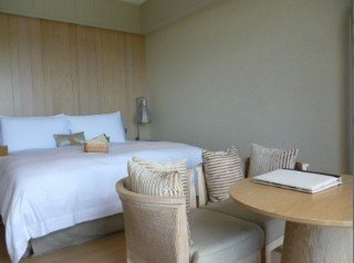 Room
 di Gloria Manor