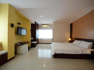 Room thumbnail 10