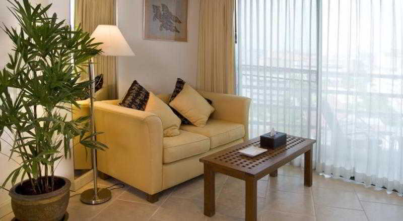 Room thumbnail 10