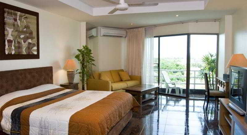 Room thumbnail 14