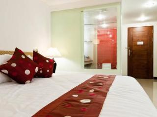 Room thumbnail 5