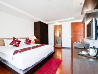 Room thumbnail 8