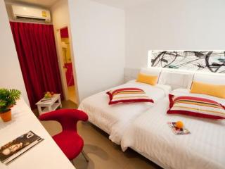 Room thumbnail 5