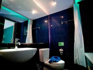 Room thumbnail 15