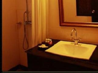 Room thumbnail 42