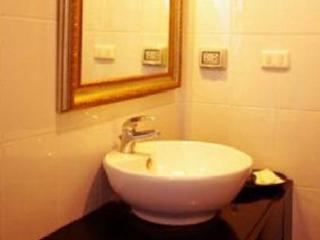 Room thumbnail 44