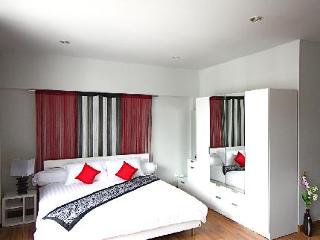 Room thumbnail 26