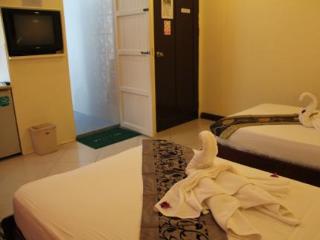 Room thumbnail 11