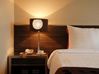Room thumbnail 9