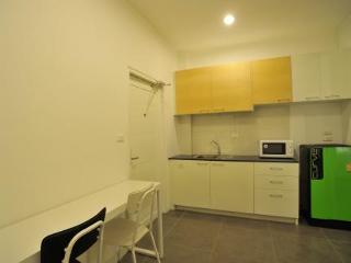 Room thumbnail 13