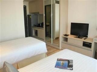 Room thumbnail 2