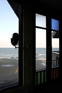 Beach thumbnail 3