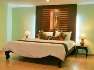 General view thumbnail 4