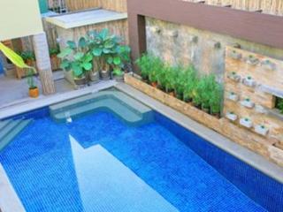 Pool thumbnail 12