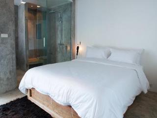 Room thumbnail 40