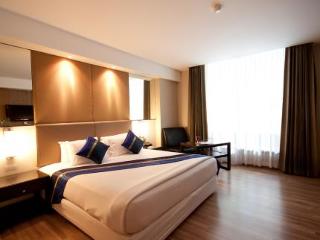 Room thumbnail 25