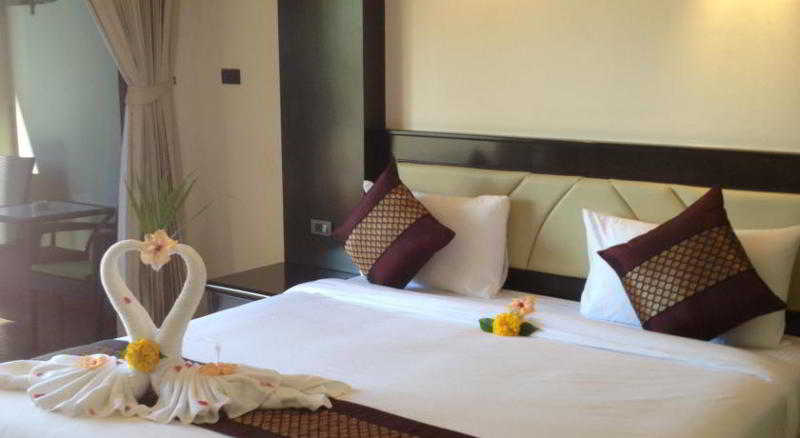 Room thumbnail 13