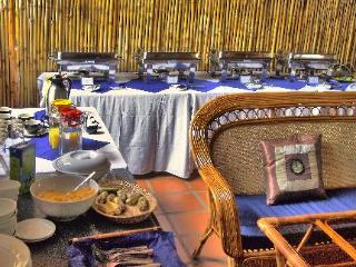 General view
 di Beach Road Hotel