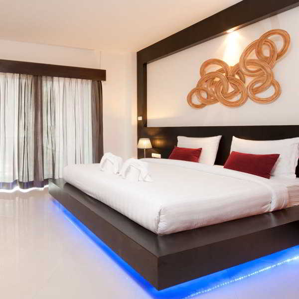 Room thumbnail 23