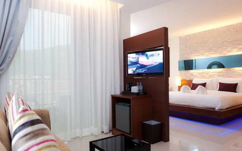 Room thumbnail 41