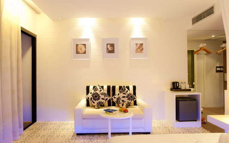 Room thumbnail 42