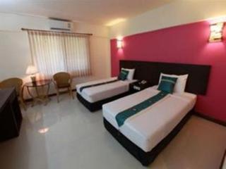 Room thumbnail 46