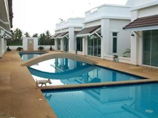Pool thumbnail 19