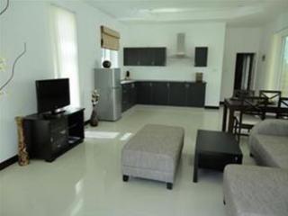 Room thumbnail 2