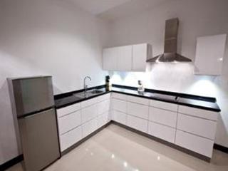 Room thumbnail 13