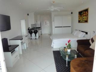 General view thumbnail 8