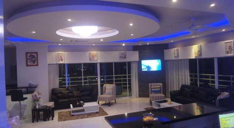 Room thumbnail 15