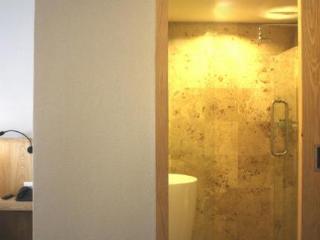 Room thumbnail 23