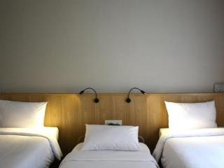 Room thumbnail 40