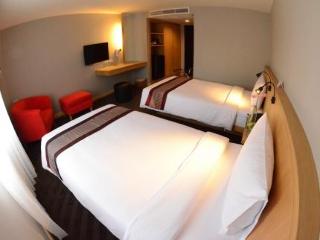 Room thumbnail 47