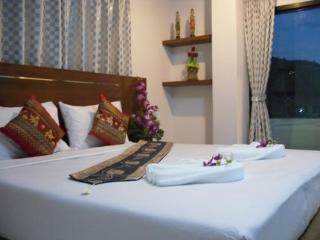 Room thumbnail 12